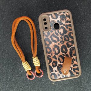 قاب طرح پلنگی همراه با آویز مناسب گوشی سامسونگ SAMSUNG A20