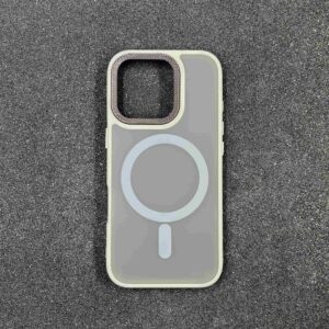 کاور قاب میلیونی مدل MAG-SAFE آیفون 16 پرو