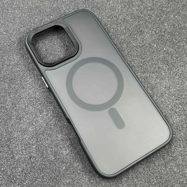 کاور قاب میلیونی مدل MAG-SAFE آیفون 16 پرو مکس